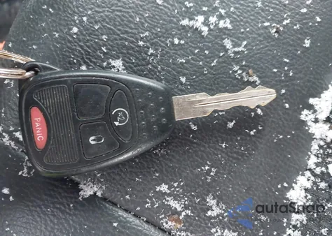 2014 Jeep Compass Latitude z USA, uszkodzony, nr VIN 1C4NJDEB1ED886057